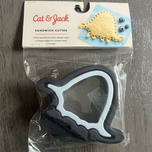Cat & Jack Blue and Black Sandwich Cutter